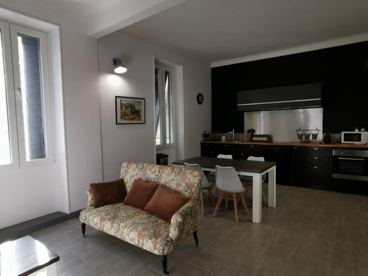 La Maison D Alys Cabannes Bagian luar foto