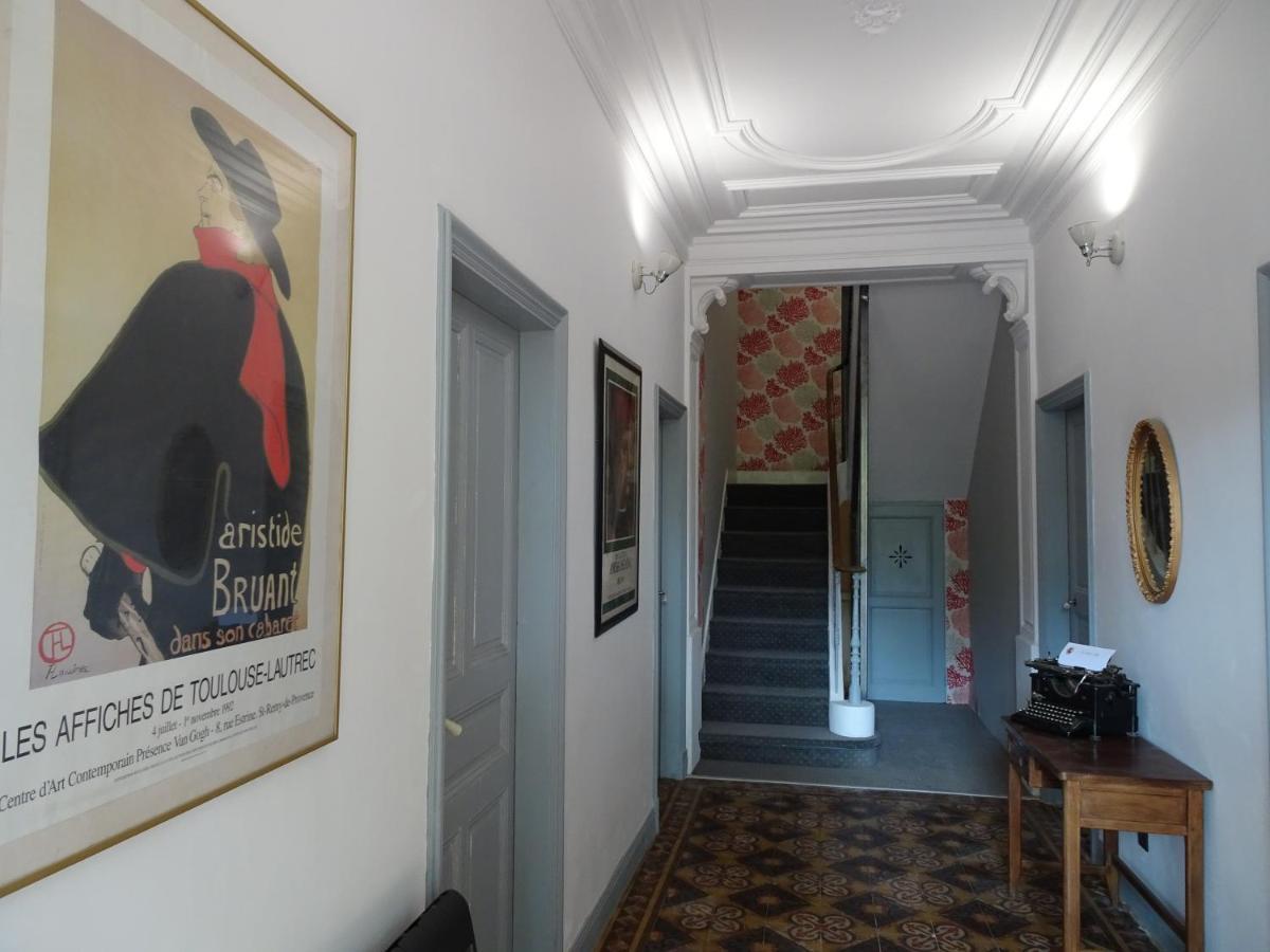 La Maison D Alys Cabannes Bagian luar foto